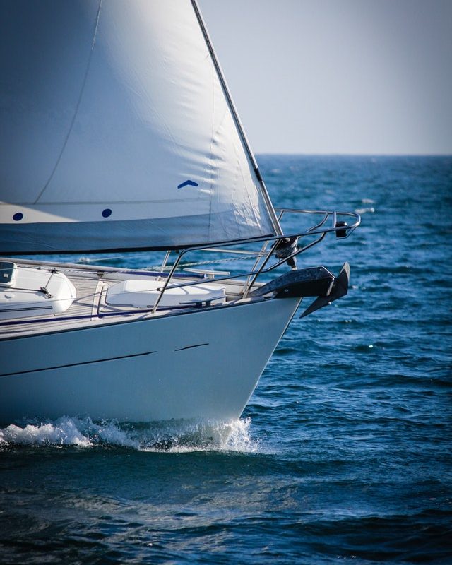 beach-blue-sky-boat-533595